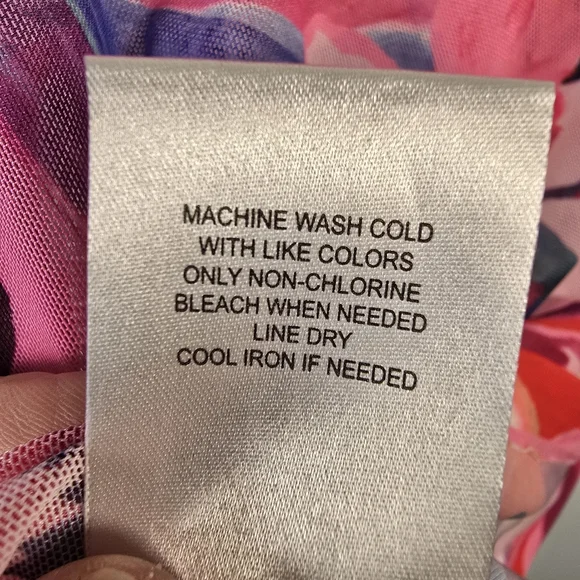 NWT Johnny Was Eleanor Crewneck Short Sleeve Floral- Print Mesh Tee Size Small - Picture 11 of 13